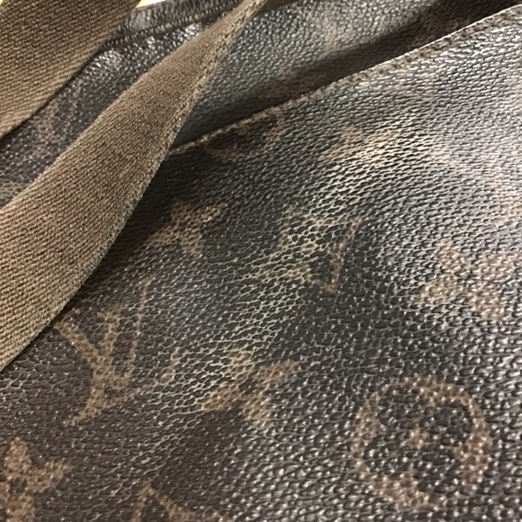 Vintage Louis Vuitton Monogram Crossbody - Picture 7 of 10